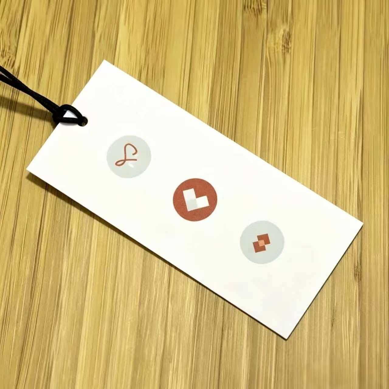 Cream Uncoated Hang Labels