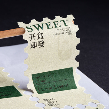 Matte labels on food packaging